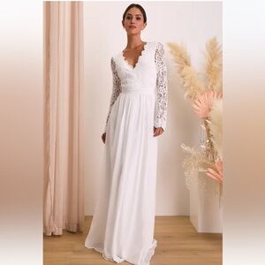 Lulu’s Awaken My Love White Long Sleeve Lace Maxi Dress, S, Great Condition